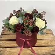 Mistletoe and Wine Hat Box 